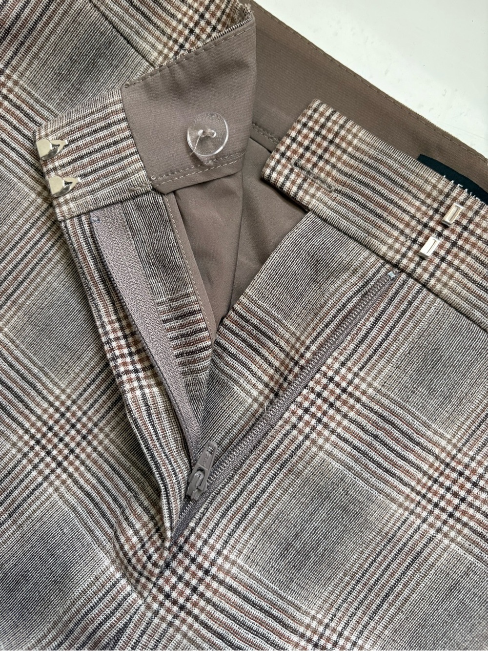 Lafayette 148 New York Glen Plaid Wool Blend Wide-Leg Trousers Size 8 TRR - Picture 7 of 14